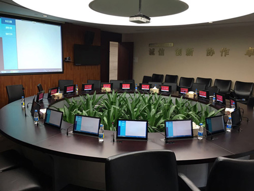 <b>引領未來會議潮流，無紙化會議室讓溝通更高效！</b>